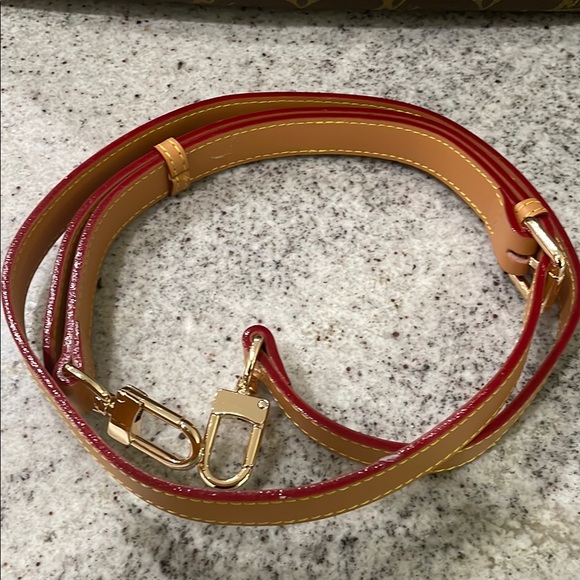 Louis Vuitton Monogram Shoulder Bag in Brown and Tan - Picture 6 of 12